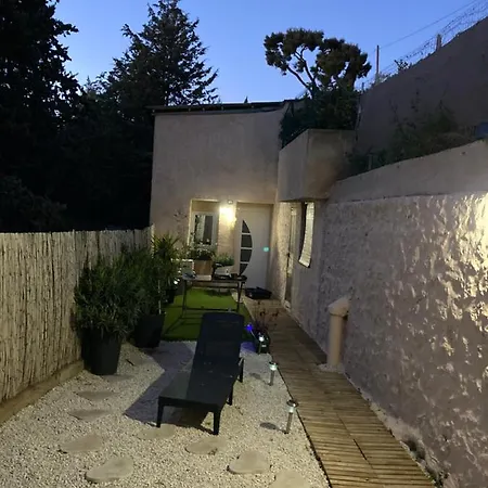 T2 30 M2 Avec Jardin Proche Des Plages Apartment